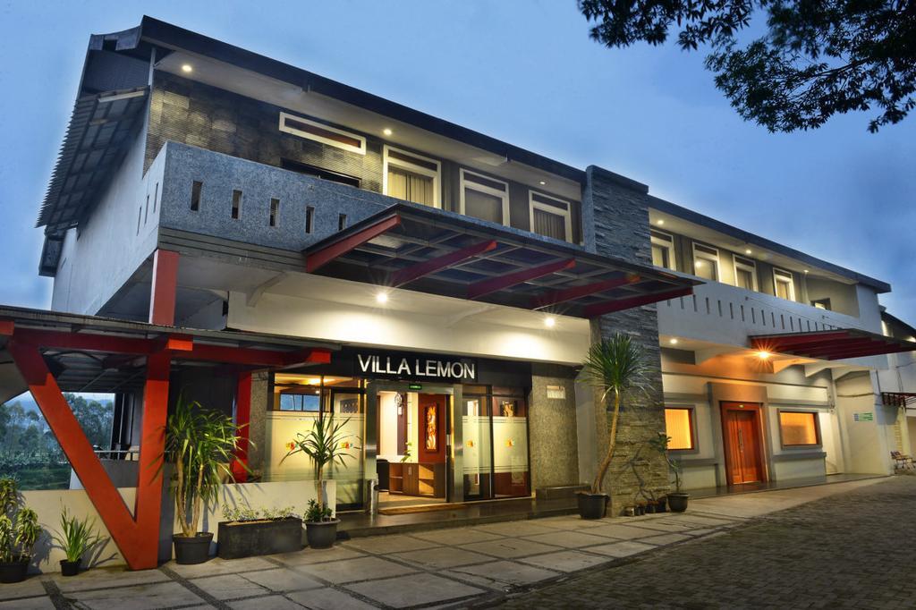Villa Lemon Lembang Exterior photo